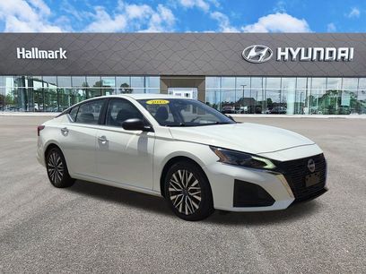 Used 2025 Nissan Altima 2.5 SV