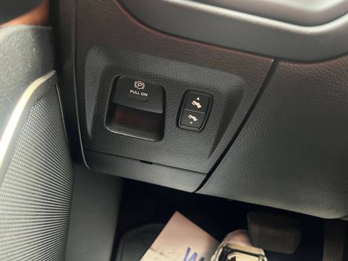 Used 2019 RAM 1500 Limited AWD/4WD image 24