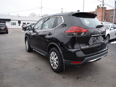 Used 2020 Nissan Rogue S image 10