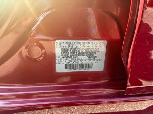 Used 2025 Nissan Versa SV image 23