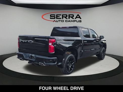 Used 2022 Chevrolet Silverado 1500 Custom Trail Boss w/ Midnight Edition AWD/4WD image 11