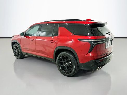 Used 2025 Chevrolet Traverse RS AWD/4WD image 5