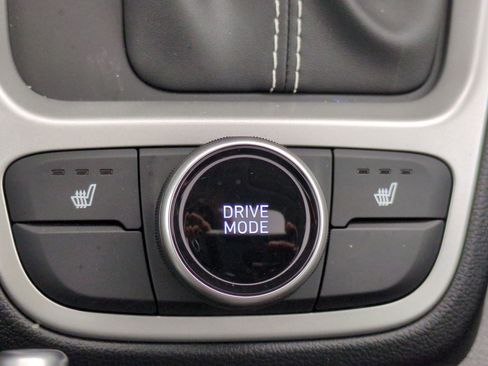 New 2026 Hyundai Venue SEL FWD image 21