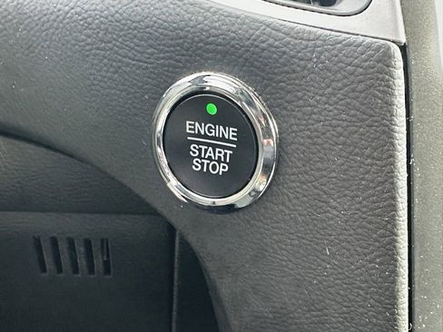 Used 2024 Ford Edge SEL image 24