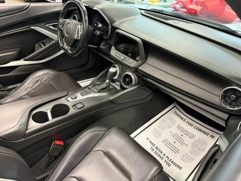 Used 2019 Chevrolet Camaro SS image 74