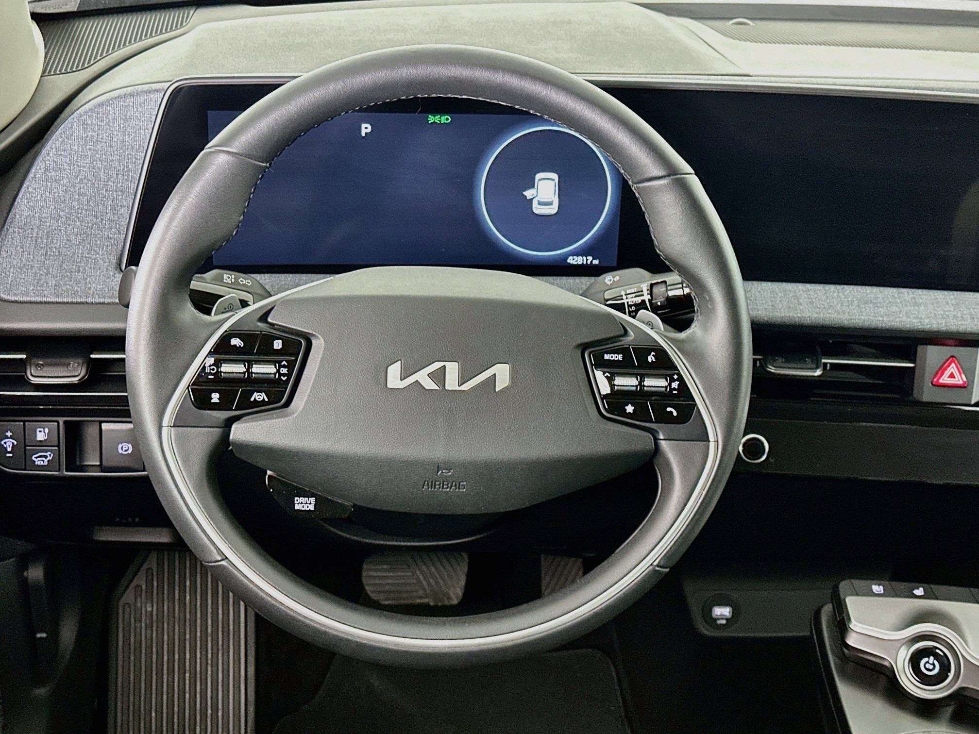 Used 2023 Kia EV6 Wind RWD image 18
