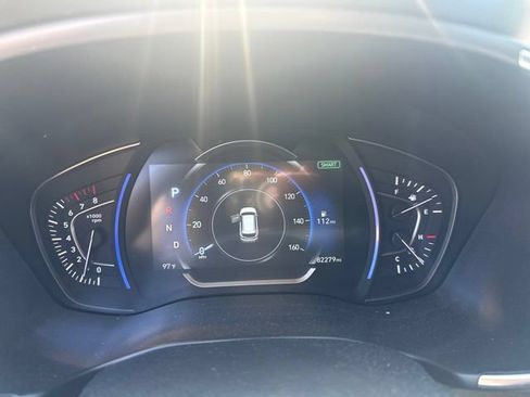 Used 2020 Hyundai Santa Fe SEL FWD image 16