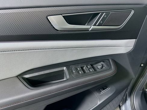 New 2026 Volkswagen Atlas Peak Edition AWD/4WD image 9