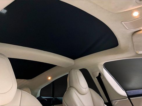 Used 2017 Tesla Model S 75 image 26