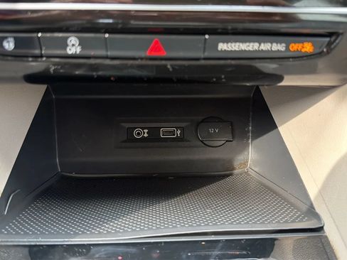 Used 2018 Volkswagen Atlas SEL Premium AWD/4WD image 19