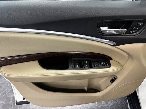 Used 2019 Acura MDX SH-AWD image 9