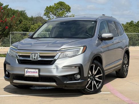 Used 2020 Honda Pilot Touring image 2