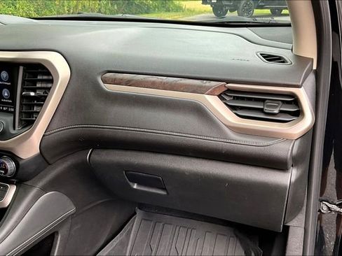 Used 2023 GMC Acadia Denali w/ Black Diamond Edition image 16