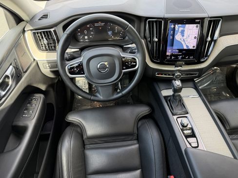 Used 2021 Volvo XC60 T5 Inscription w/ Advanced Package FWD image 17