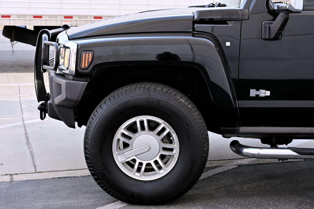 Used 2006 HUMMER H3 AWD/4WD image 25