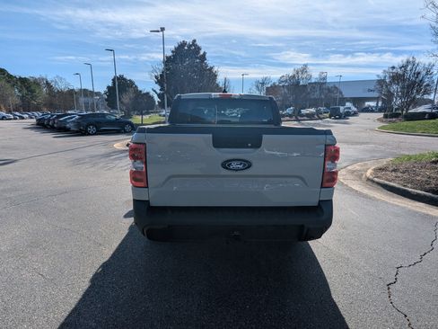 Used 2025 Ford Maverick XL image 6