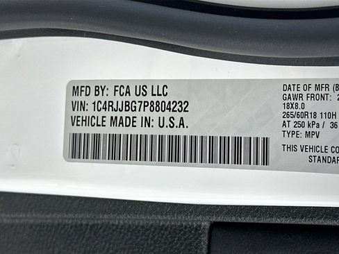 Used 2023 Jeep Grand Cherokee L Limited image 33