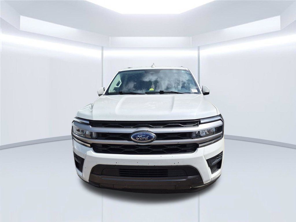 Used 2022 Ford Expedition XLT RWD image 5