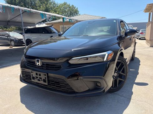 Used 2024 Honda Civic Sport image 1