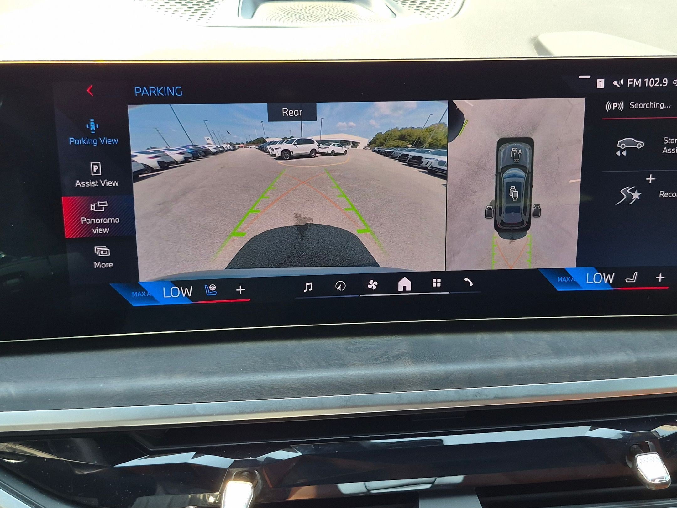 Used 2026 BMW X7 M60i AWD/4WD image 25
