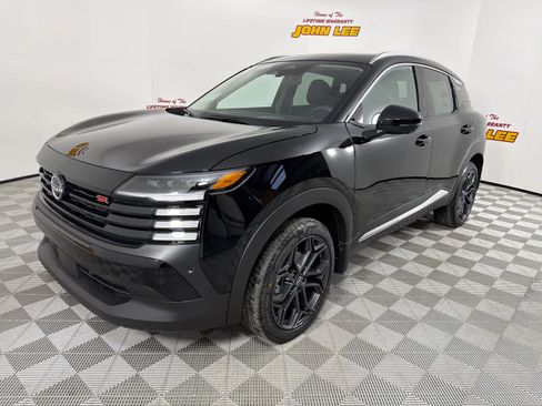 New 2026 Nissan Kicks SR w/ SR Premium Package image 1