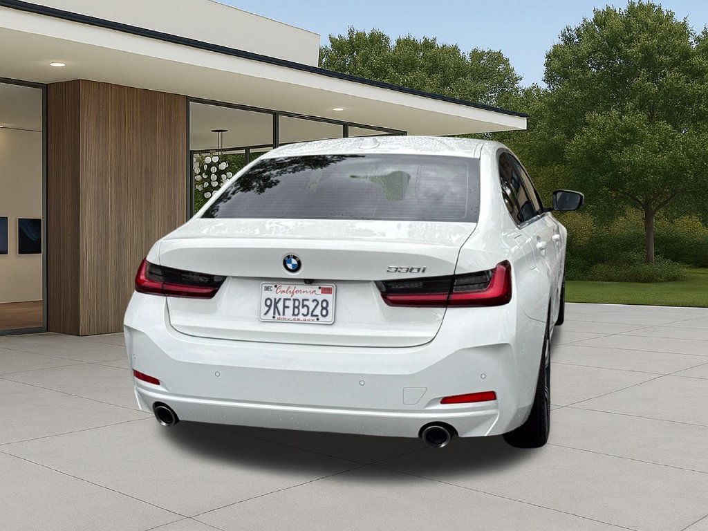 Certified 2024 BMW 330i Sedan w/ Convenience Package RWD image 9
