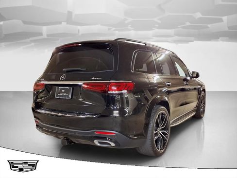 Used 2022 Mercedes-Benz GLS 450 4MATIC image 2