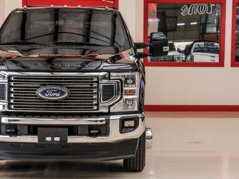 Used 2022 Ford F350 Lariat w/ Lariat Value Package image 45