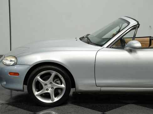 Used 2001 MAZDA MX-5 Miata LS image 19