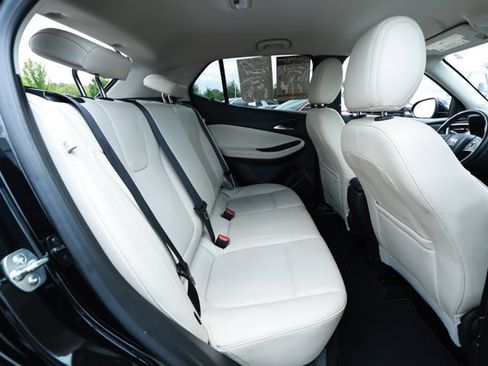 Used 2024 Buick Encore GX Sport Touring FWD image 29