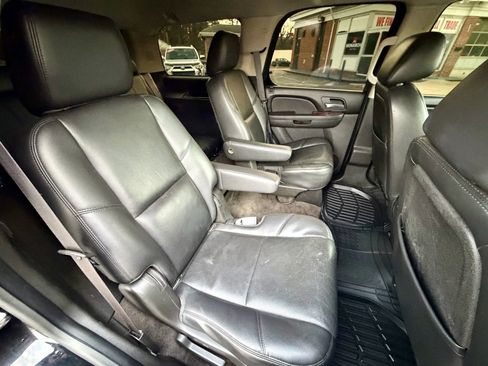 Used 2013 Chevrolet Tahoe LTZ image 11