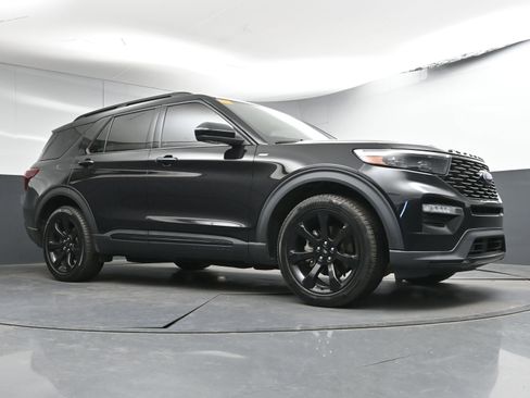Used 2022 Ford Explorer ST-Line w/ Class IV Trailer Tow Package image 24