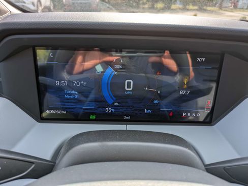 New 2027 Chevrolet Bolt RS image 28