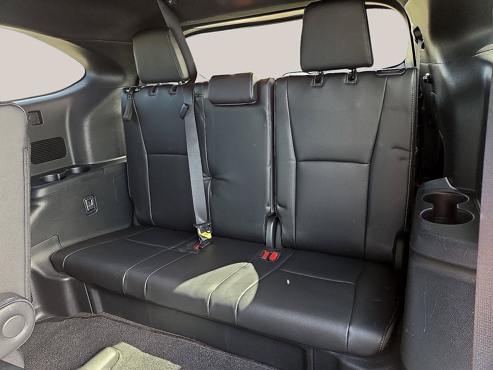 Used 2024 Toyota Highlander XSE AWD/4WD image 11