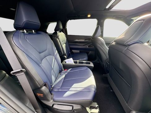 New 2026 INFINITI QX60 Sport w/ Dark Cargo Package image 30