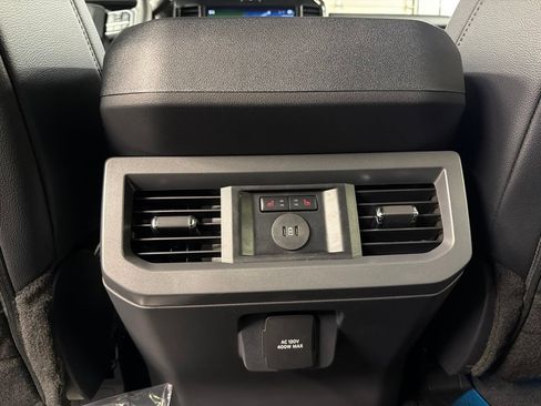 New 2026 Ford F250 Lariat w/ Black Appearance Package AWD/4WD image 37