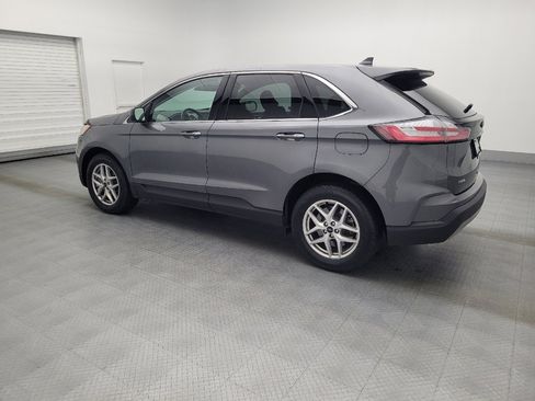 Used 2024 Ford Edge SEL image 3