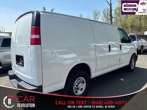 Used 2020 Chevrolet Express 2500 w/ Driver Convenience Package RWD image 7