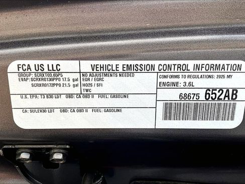 Certified 2025 Jeep Wrangler Unlimited Rubicon w/ Convenience Group AWD/4WD image 36