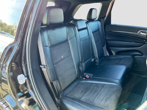 Certified 2022 Jeep Grand Cherokee Laredo X image 26