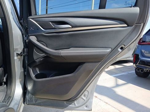 Used 2024 BMW X3 sDrive30i w/ Parking Assistance Package image 11