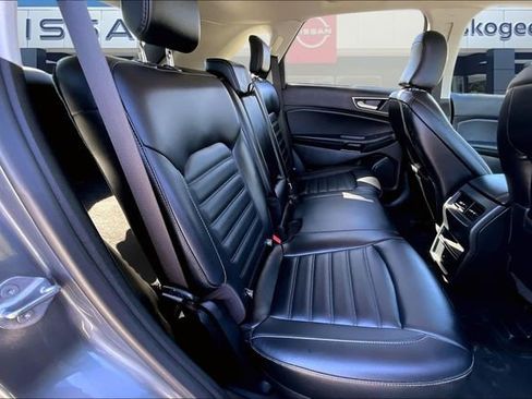 Used 2024 Ford Edge SEL image 22