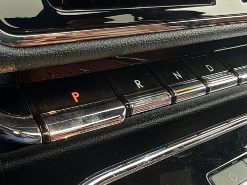 Used 2019 Lincoln Navigator Reserve AWD/4WD image 26