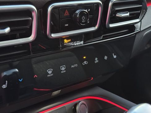 New 2026 Nissan Sentra SV w/ SV Convenience Package FWD image 18