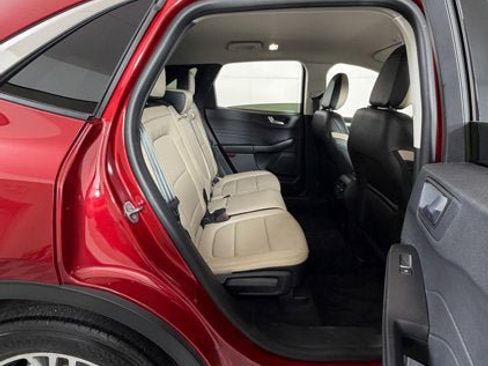 Used 2022 Ford Escape SEL image 6