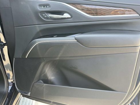 Certified 2023 Cadillac Escalade Sport Platinum w/ Heavy-Duty Trailer Package AWD/4WD image 29