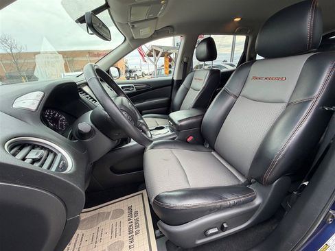 Used 2019 Nissan Pathfinder SV w/ Rock Creek Edition image 11