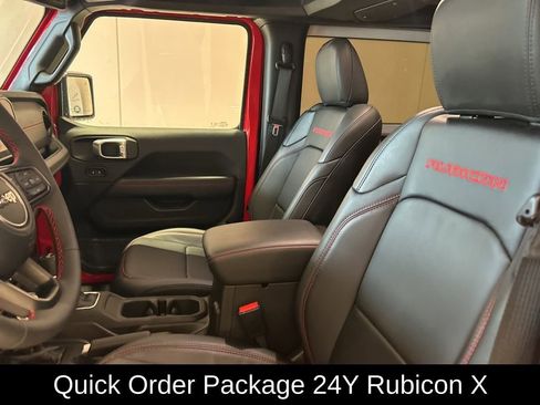 Used 2024 Jeep Wrangler Rubicon image 3