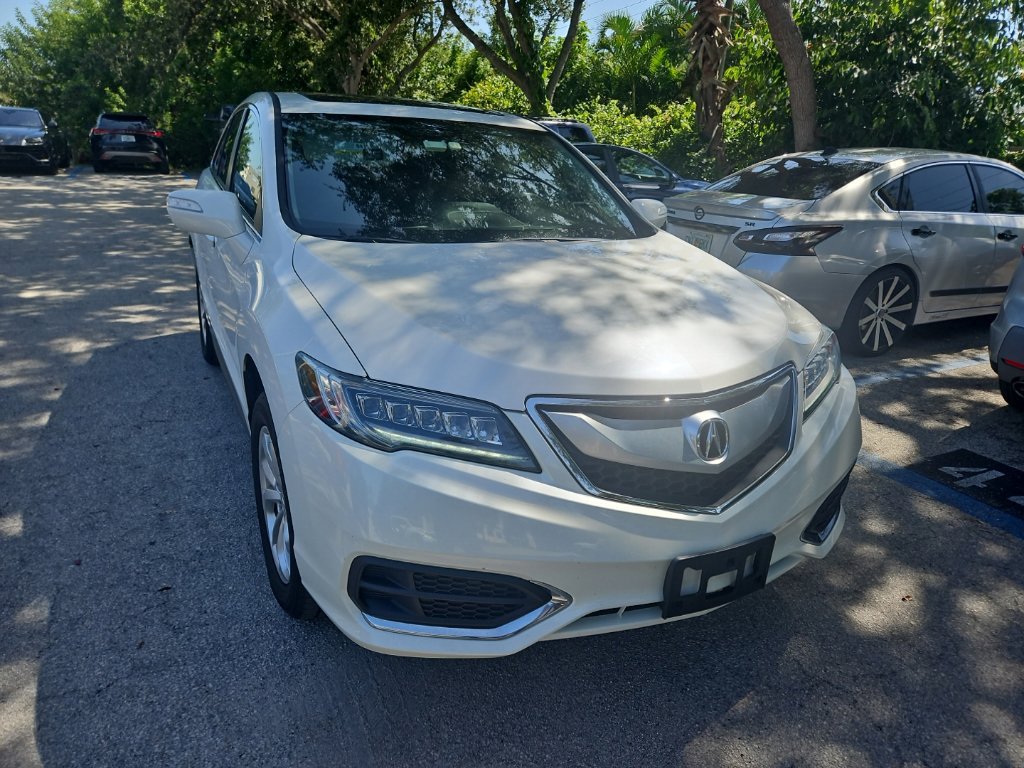 Used 2018 Acura RDX w/ Technology Package AWD/4WD image 3