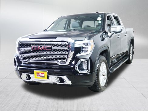 Used 2020 GMC Sierra 1500 Denali w/ Technology Package AWD/4WD image 3